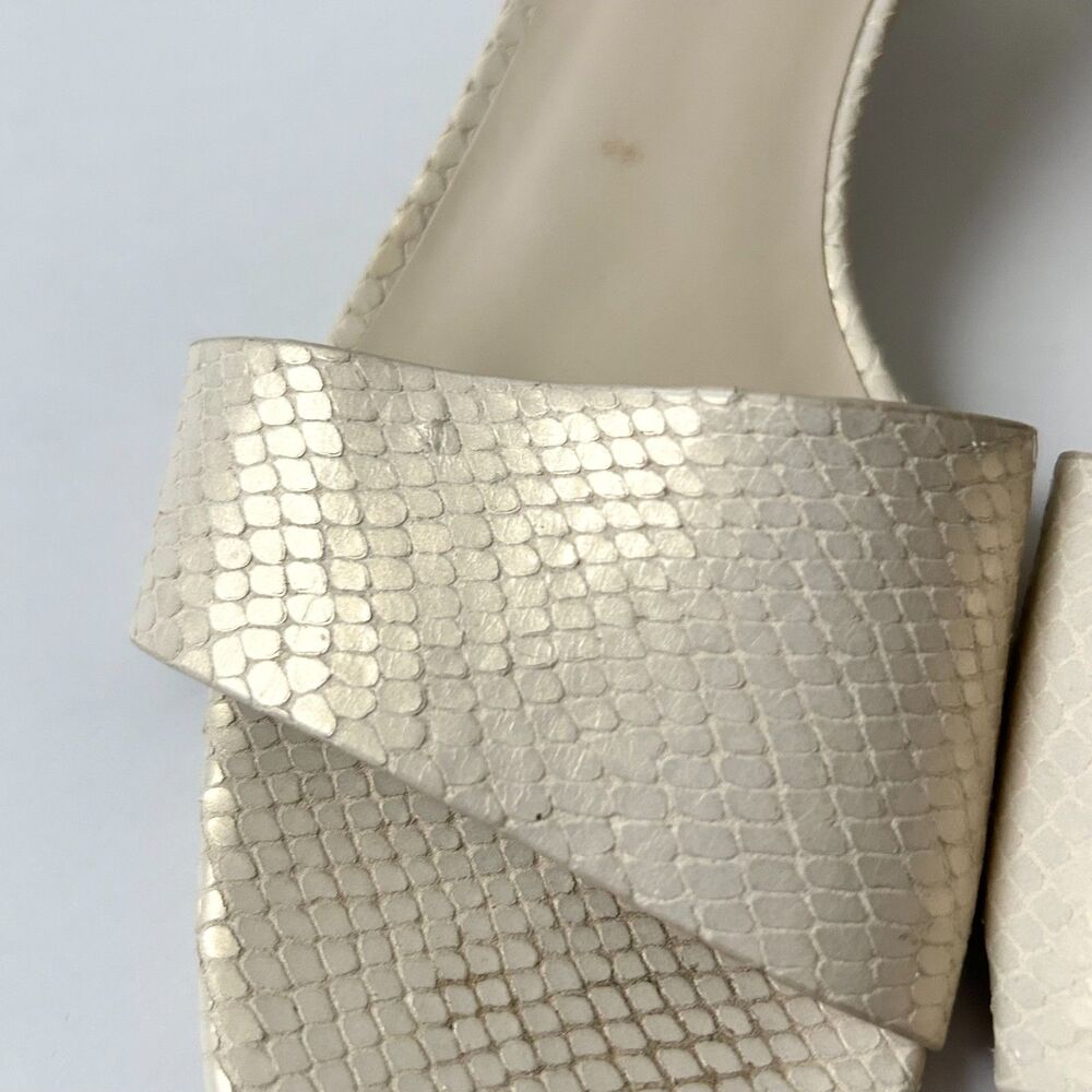 Reformation Christina Slide Sandal in Almond Snake Emboss Size 7 - Picture 4 of 8